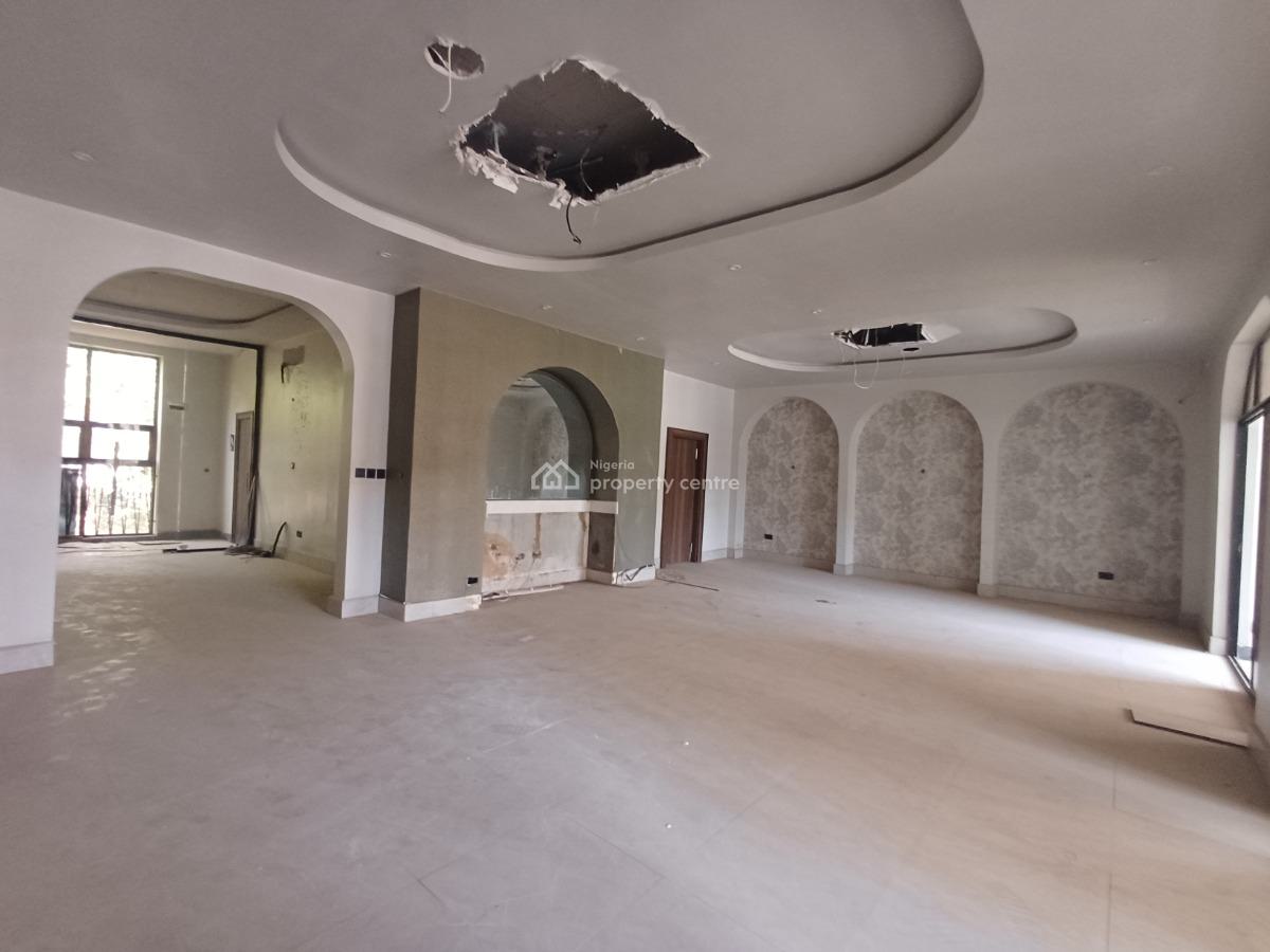 Serviced 144sqm Shop / Office Space on The Second Floor, Wuse 2, Abuja, Shop for Rent