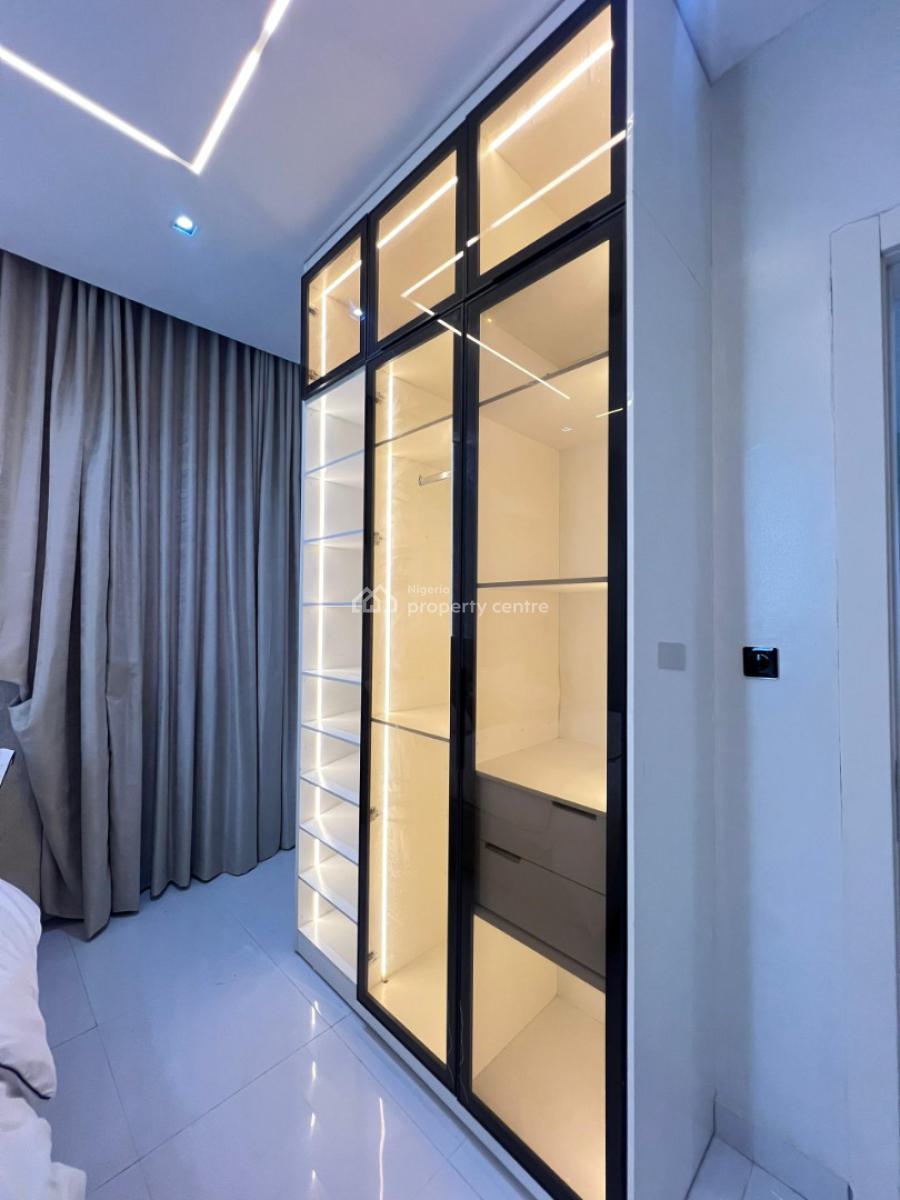 Exquisite 3 Bedroom Apartment with a Pool and Elevator, Ikate, Lekki, Lagos, Flat / Apartment for Sale