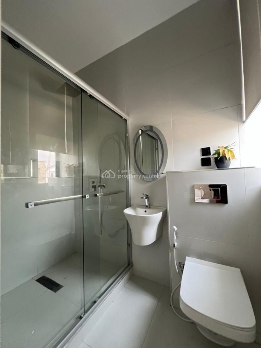 Exquisite 3 Bedroom Apartment with a Pool and Elevator, Ikate, Lekki, Lagos, Flat / Apartment for Sale