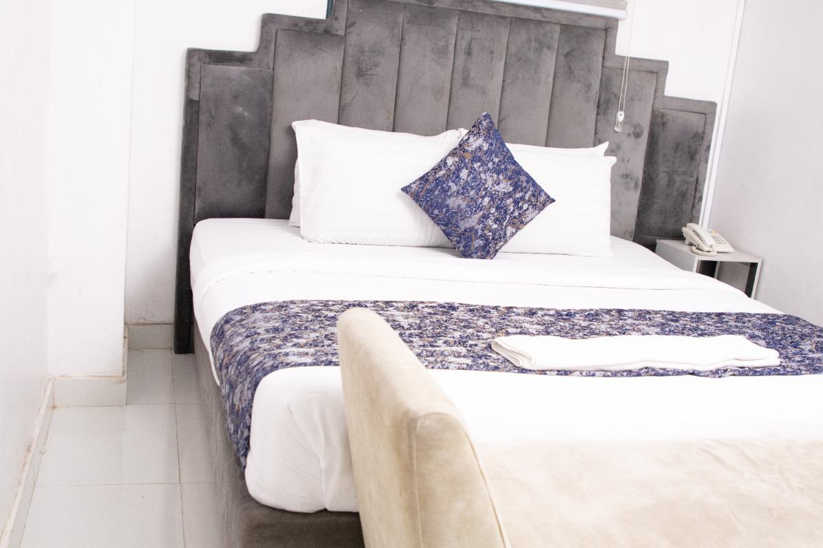 Luxury 1 Bedroom Apartment Available Now (topaz), Opebi, Ikeja, Lagos, Flat / Apartment Short Let