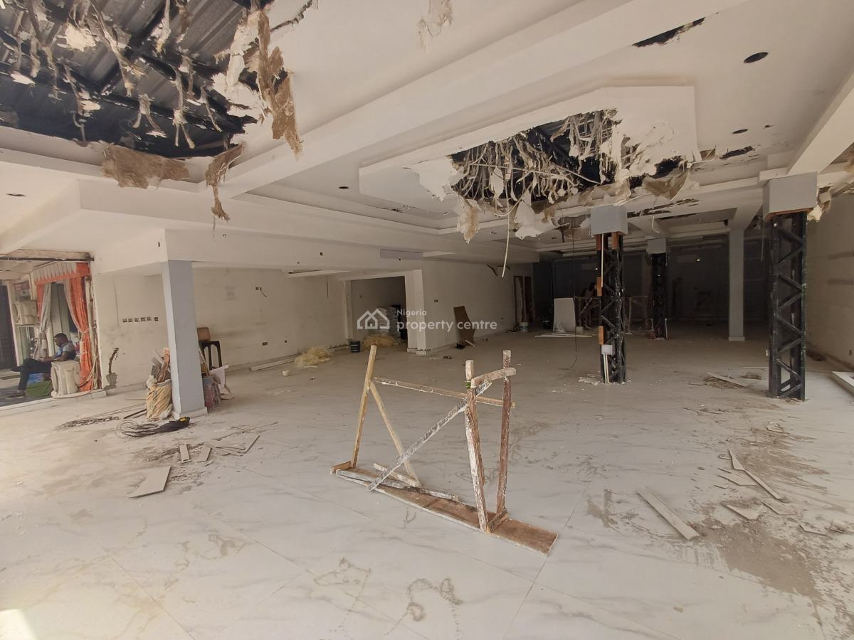 180sqm Shop / Office Space on The First Floor in Traffic Area, Wuse 2, Abuja, Shop for Rent