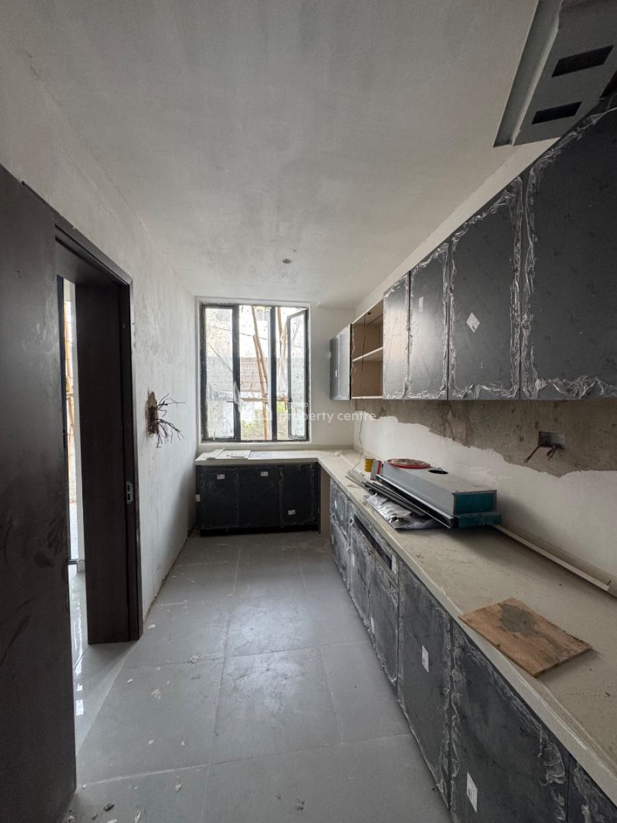 Newly Built Two (2) Bedroom Apartment, Lekki Phase 1, Lekki, Lagos, Flat / Apartment for Sale