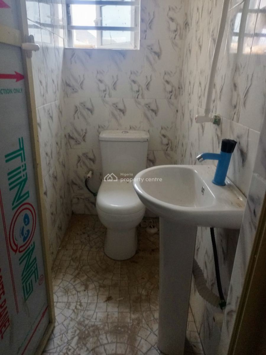 Brand New 2 Bedrooms Flat, Happyland Estate, Ajah, Lagos, Flat / Apartment for Rent