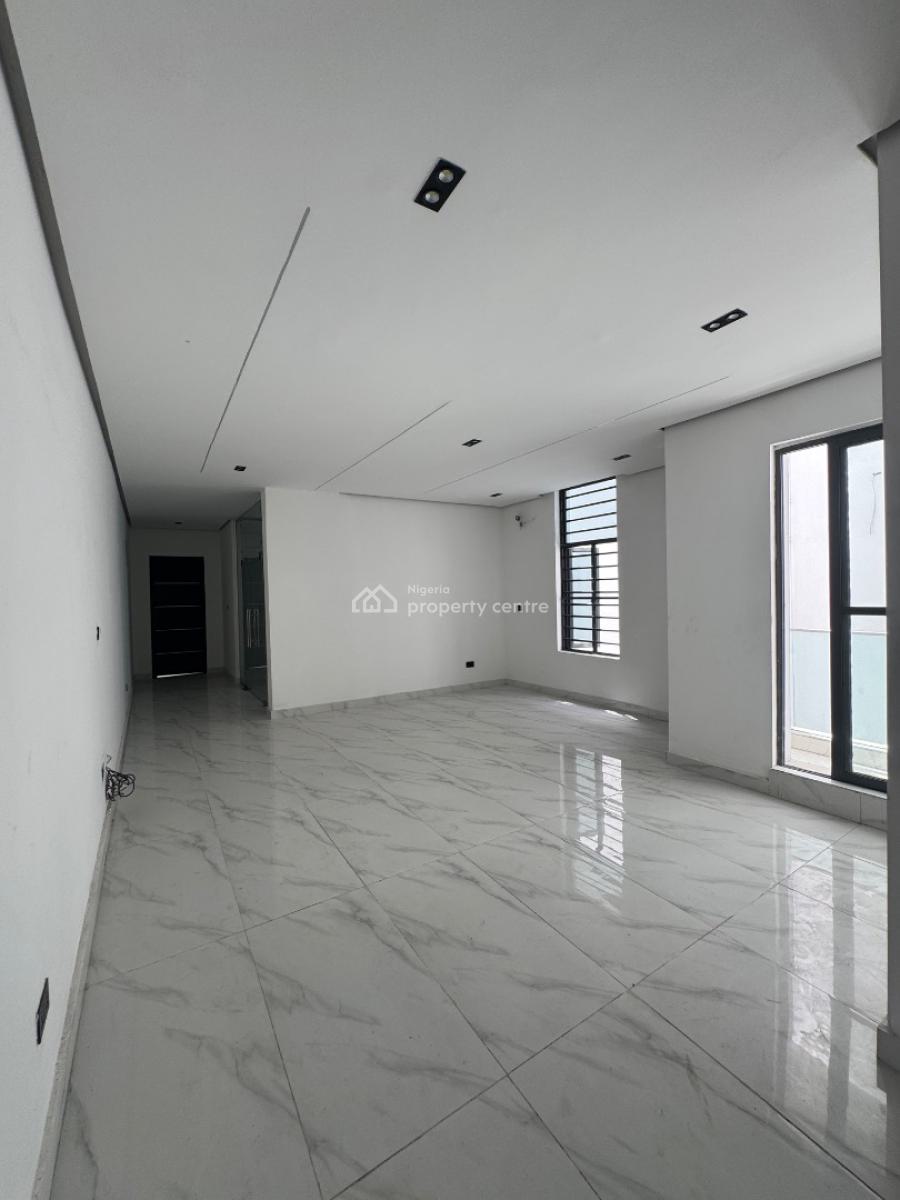 Spacious One (1)  Bedroom Apartment, Ologolo, Lekki, Lagos, Flat / Apartment for Sale