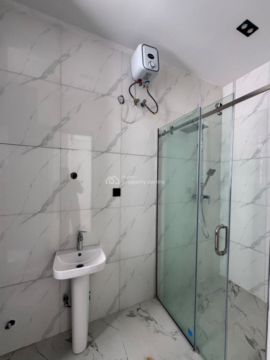 Spacious One (1)  Bedroom Apartment, Ologolo, Lekki, Lagos, Flat / Apartment for Sale