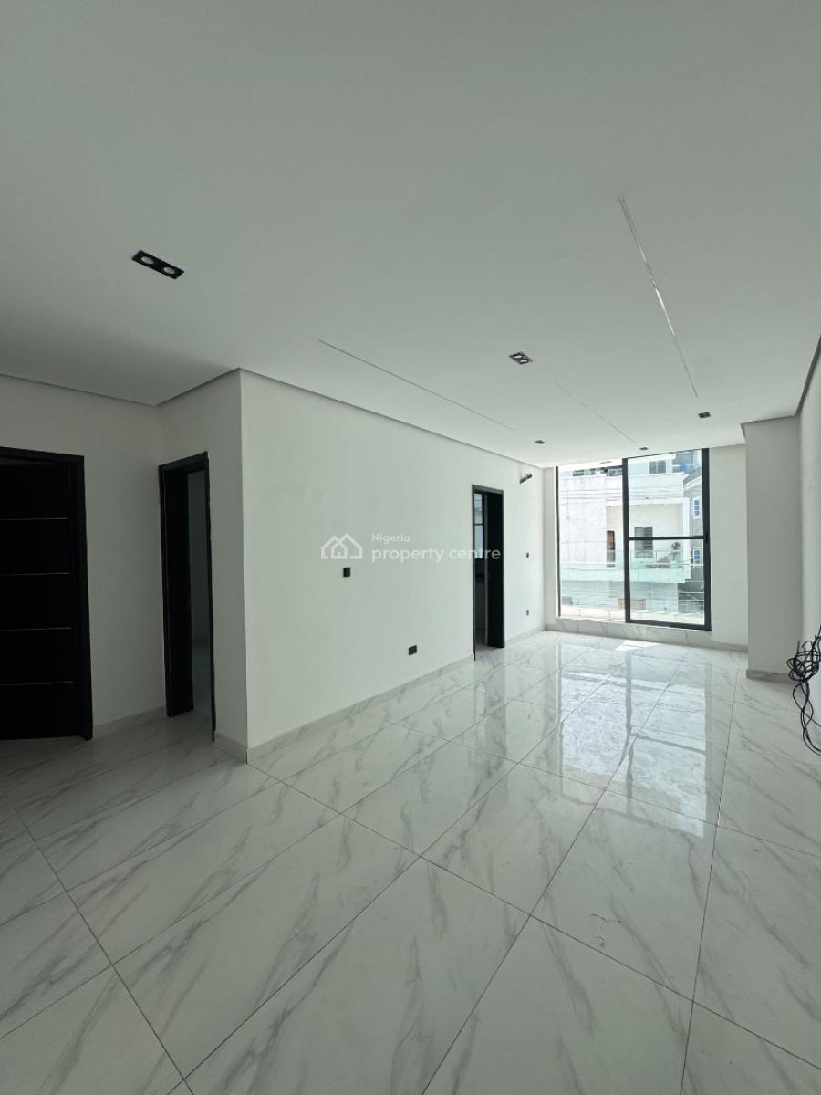 Spacious One (1)  Bedroom Apartment, Ologolo, Lekki, Lagos, Flat / Apartment for Sale