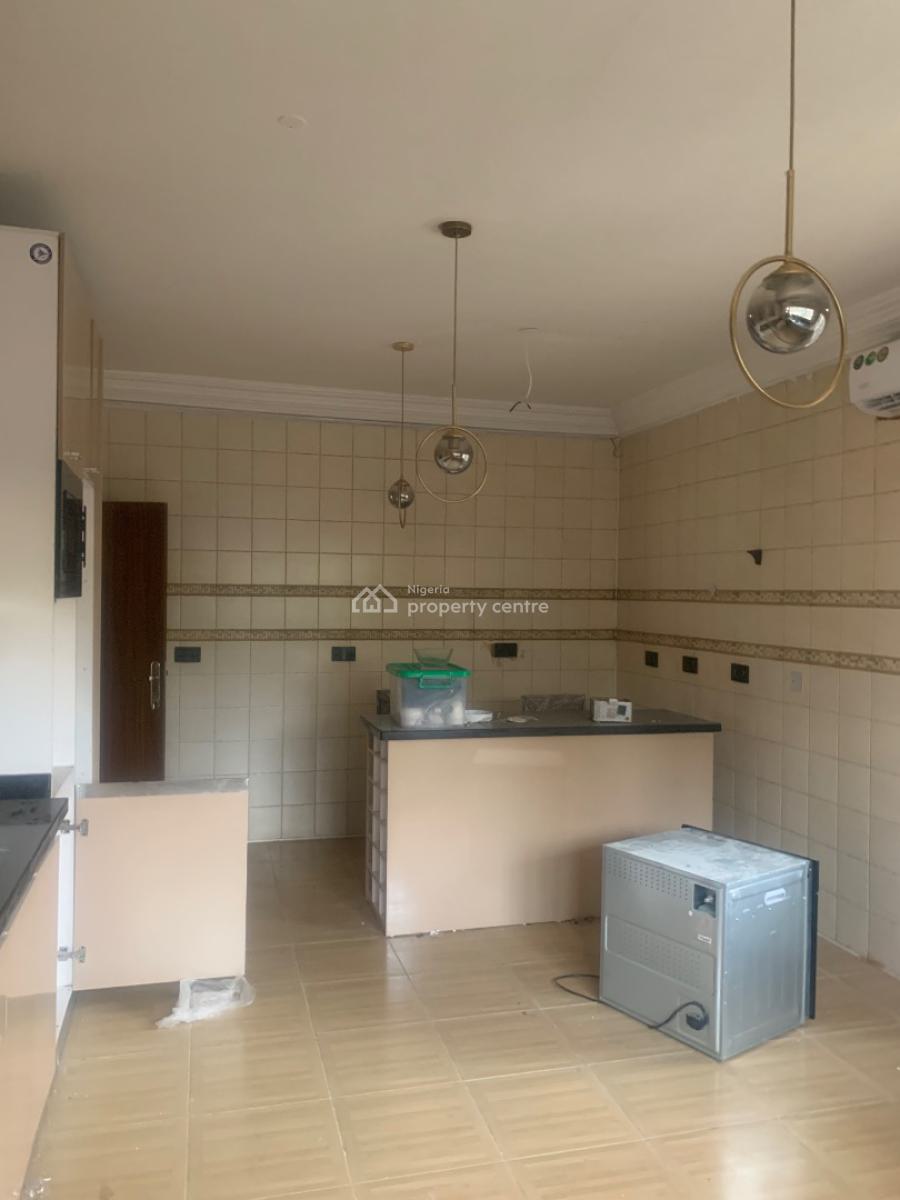 Classical 4 Bedroom Semi Detached Duplex with Study and Bq, Lekki Phase 1, Lekki, Lagos, Semi-detached Duplex for Rent