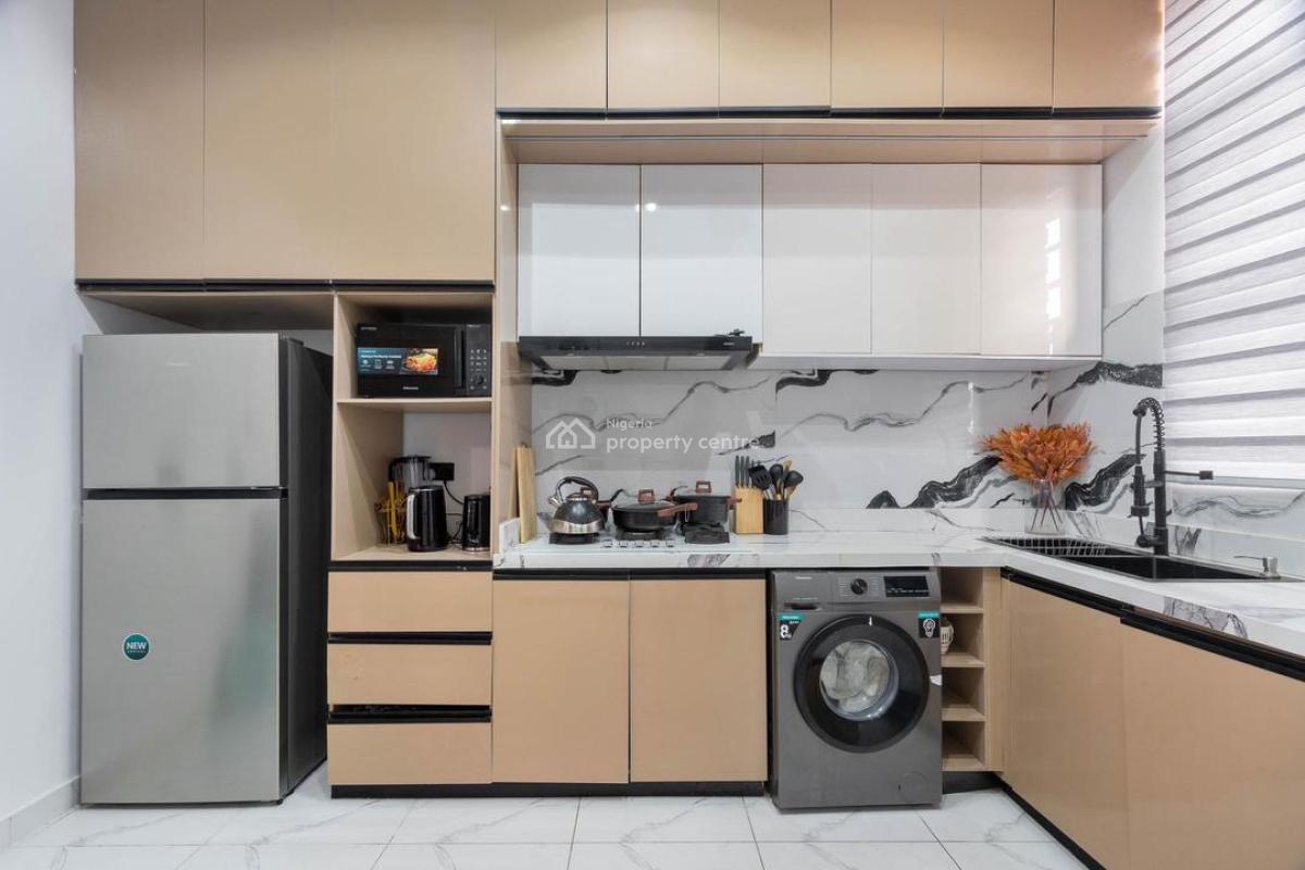 3 Bedroom Terrace with Private Cinema, Lekki Phase 1, Lekki, Lagos, Flat / Apartment Short Let