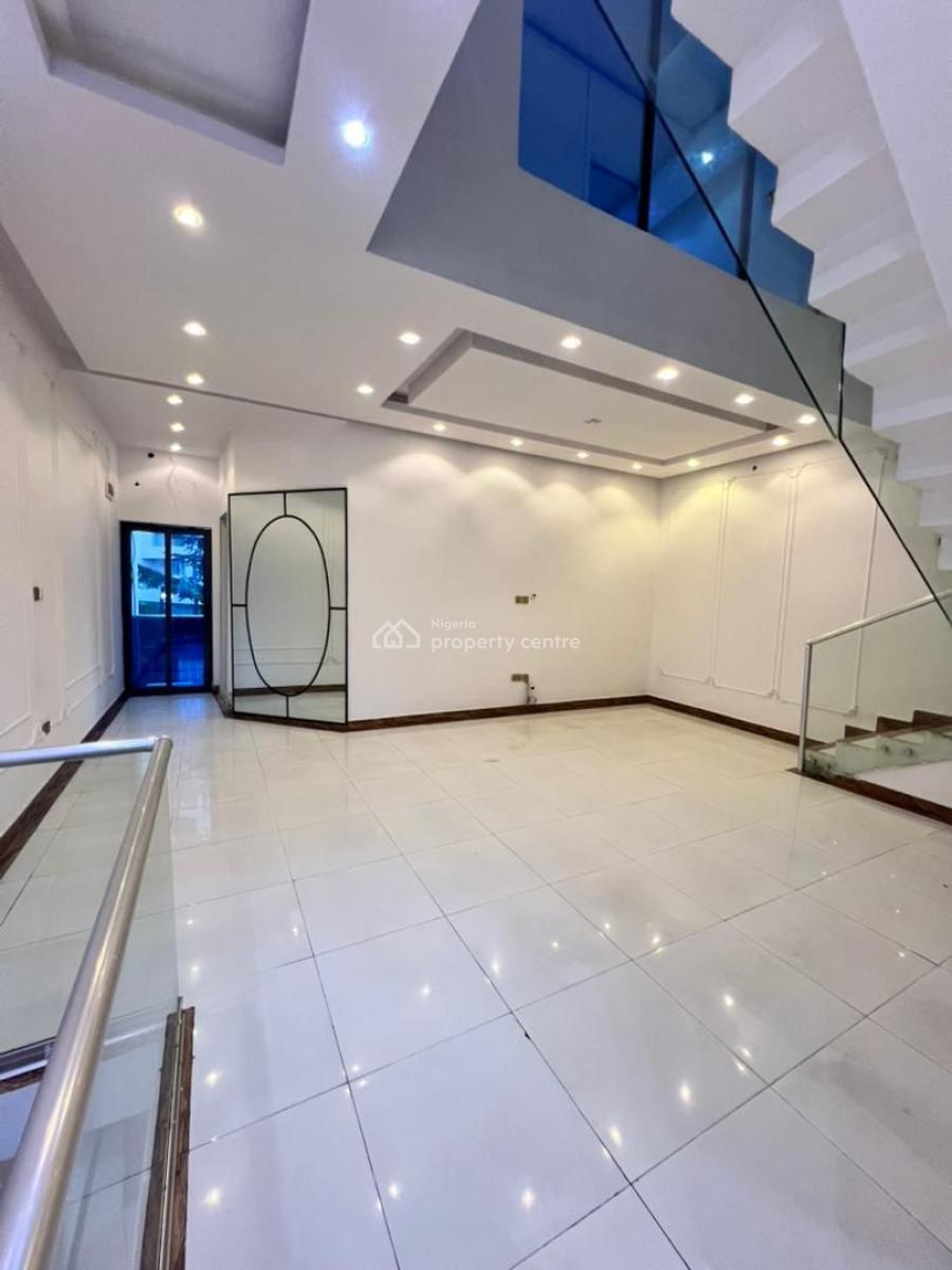 4 Bedroom Terrace, Freedom Way, Off Lekki Phase One, Ikate, Lekki, Lagos, Terraced Duplex for Rent