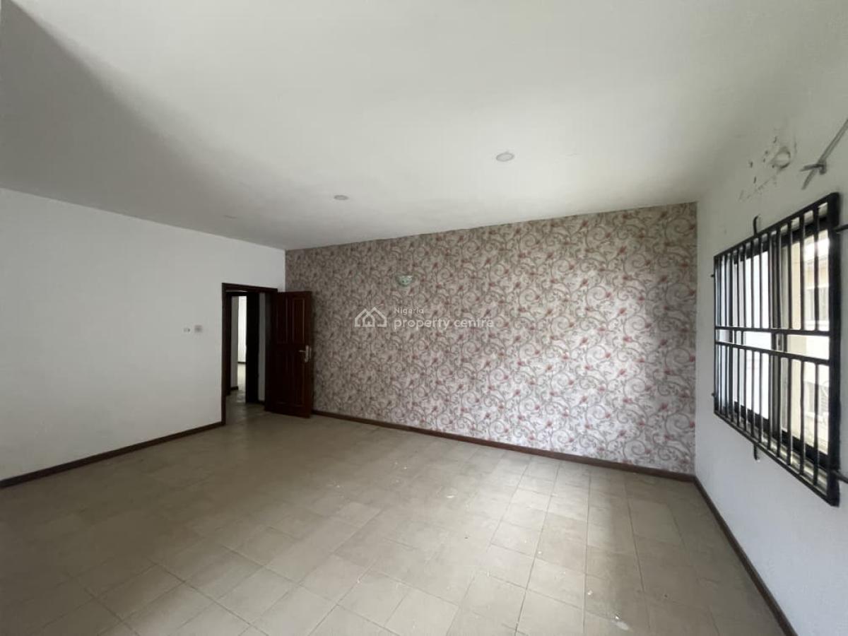 Spacious Self Serviced 3 Bedroom Apartment, Off Conservation Road, Olugboragan Axis, Ikota, Lekki, Lagos, Flat / Apartment for Rent