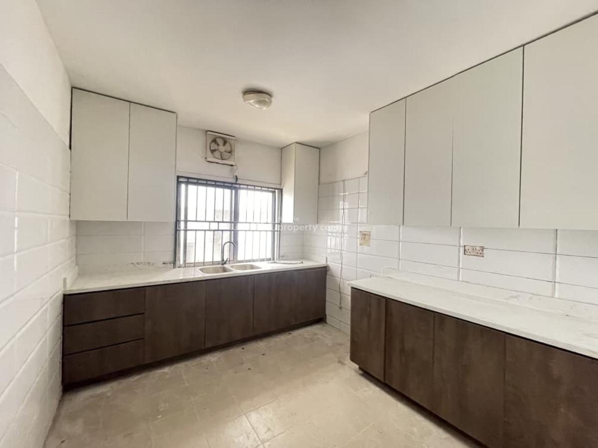 Spacious Self Serviced 3 Bedroom Apartment, Off Conservation Road, Olugboragan Axis, Ikota, Lekki, Lagos, Flat / Apartment for Rent