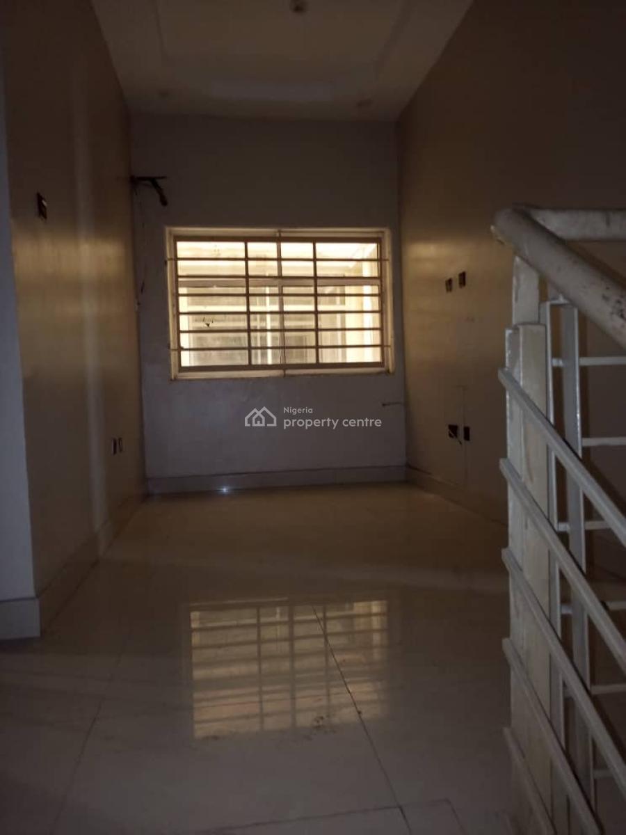 Spacious 4bedroom Terrace Duplex with Bq, Ikate, Lekki, Lagos, Terraced Duplex for Rent