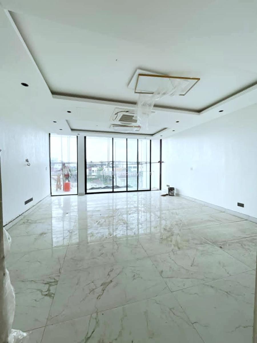 Spacious  6 Bedroom Fully  Detached Duplex, Banana Island, Ikoyi, Lagos, Detached Duplex for Sale