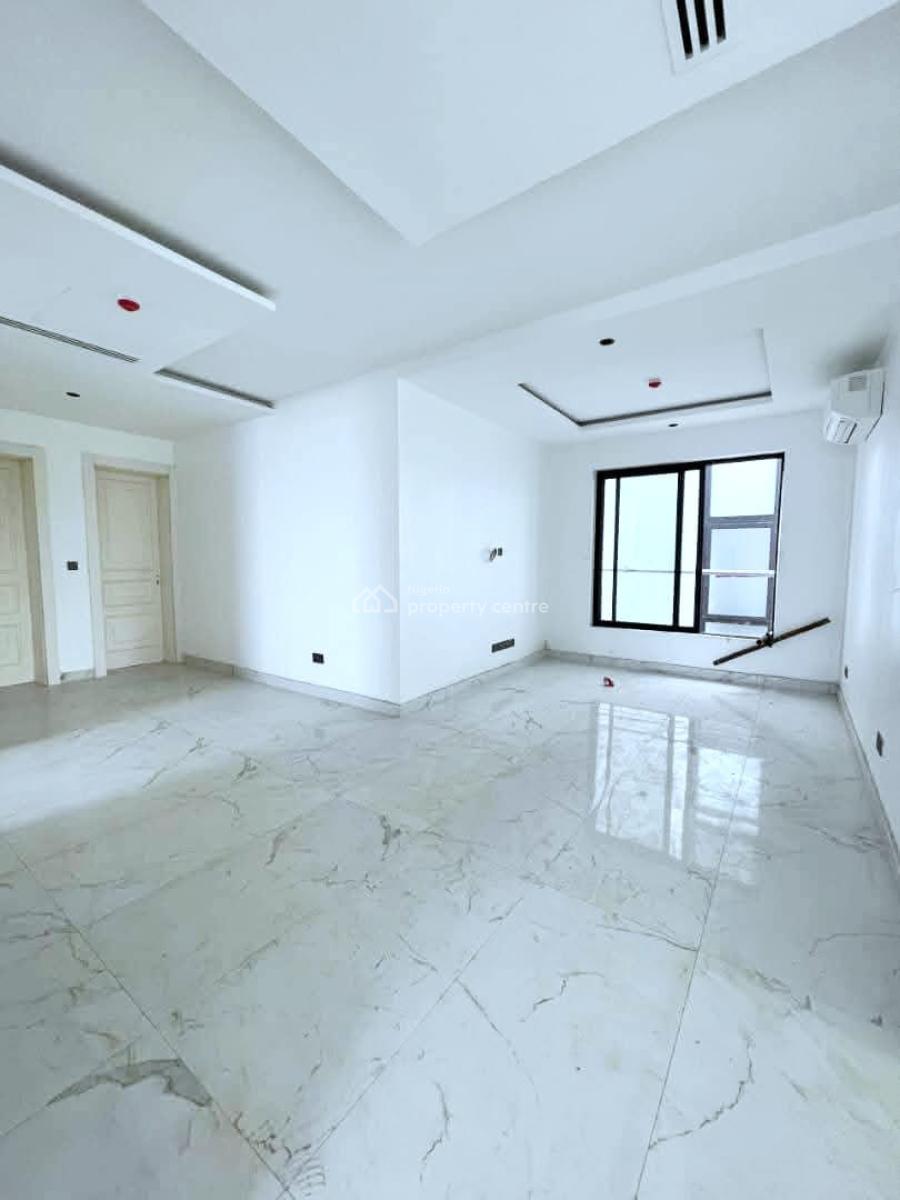 Spacious  6 Bedroom Fully  Detached Duplex, Banana Island, Ikoyi, Lagos, Detached Duplex for Sale