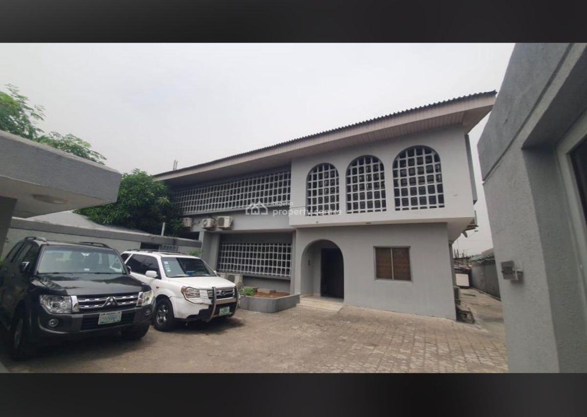 a Detached House with 15 Rooms, Swimming with Rooftop. with 6 Room  Bq, Adeola Odeku, Victoria Island (vi), Lagos, Detached Duplex for Sale