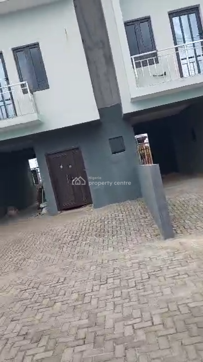 Distress Newly Built 4bedroom Terrace Duplex in Ajah, Abraham Adesanya, Lekki, Lagos, Terraced Duplex for Sale