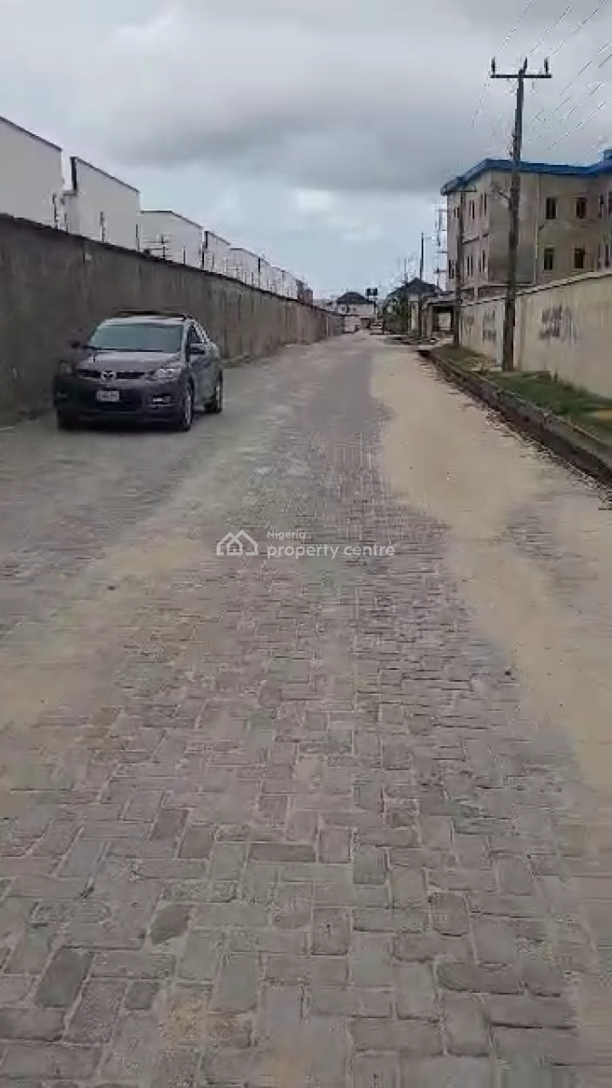 Distress Newly Built 4bedroom Terrace Duplex in Ajah, Abraham Adesanya, Lekki, Lagos, Terraced Duplex for Sale