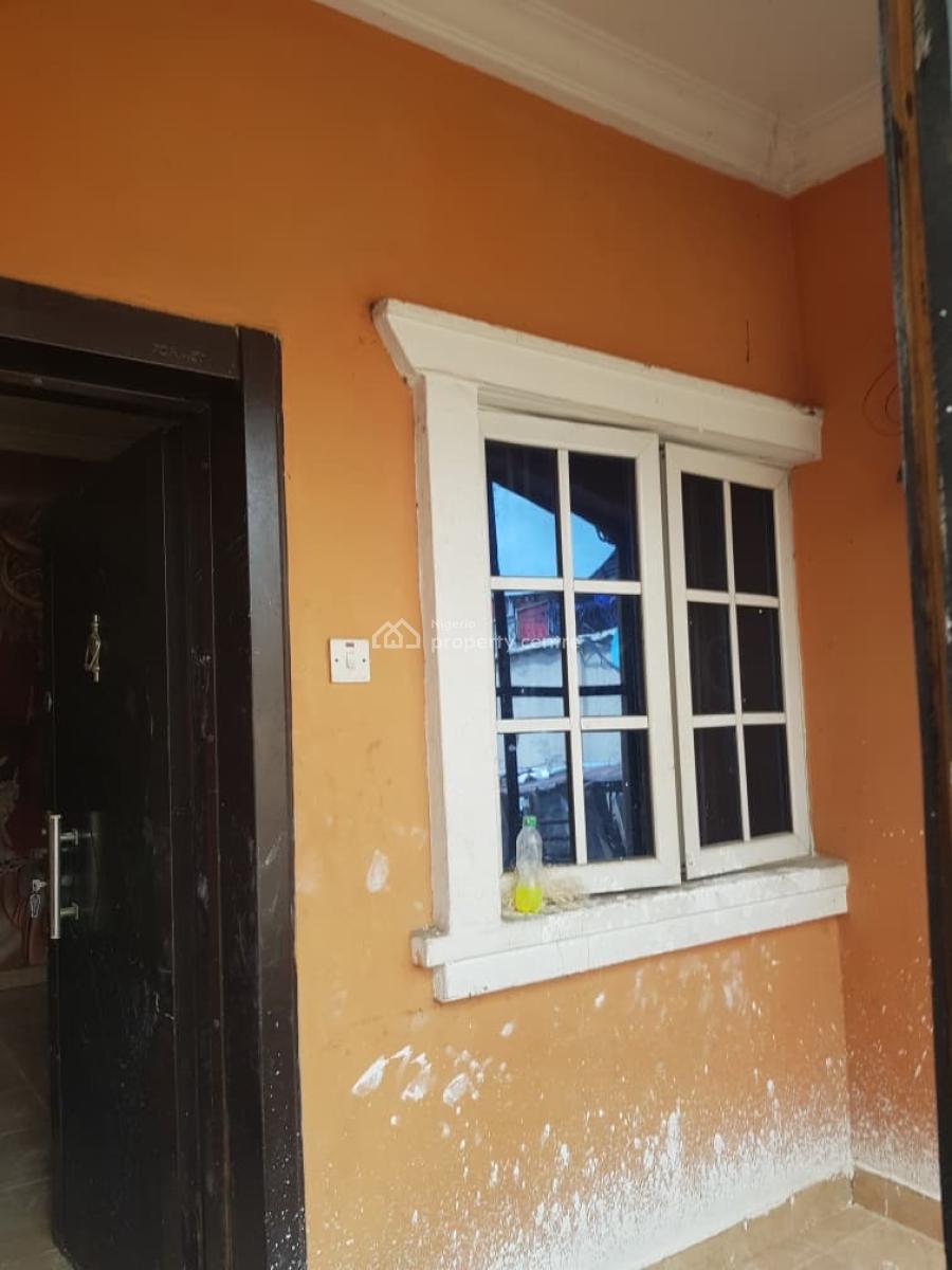 3 Bedroom Apartment in a Secured Neighborhood, Hill View Estate, Via Omole Phase 2, Olowora, Magodo, Lagos, Flat / Apartment for Rent