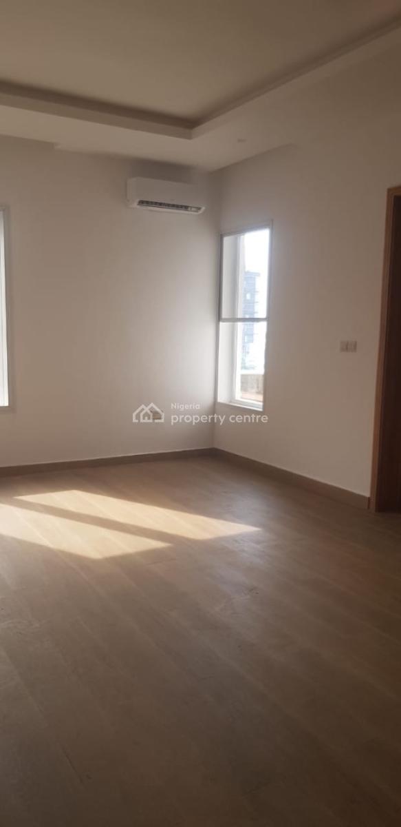 Top Floor 3 Bedroom Flat Over Seeing The City, Old Ikoyi, Ikoyi, Lagos, Flat / Apartment for Rent