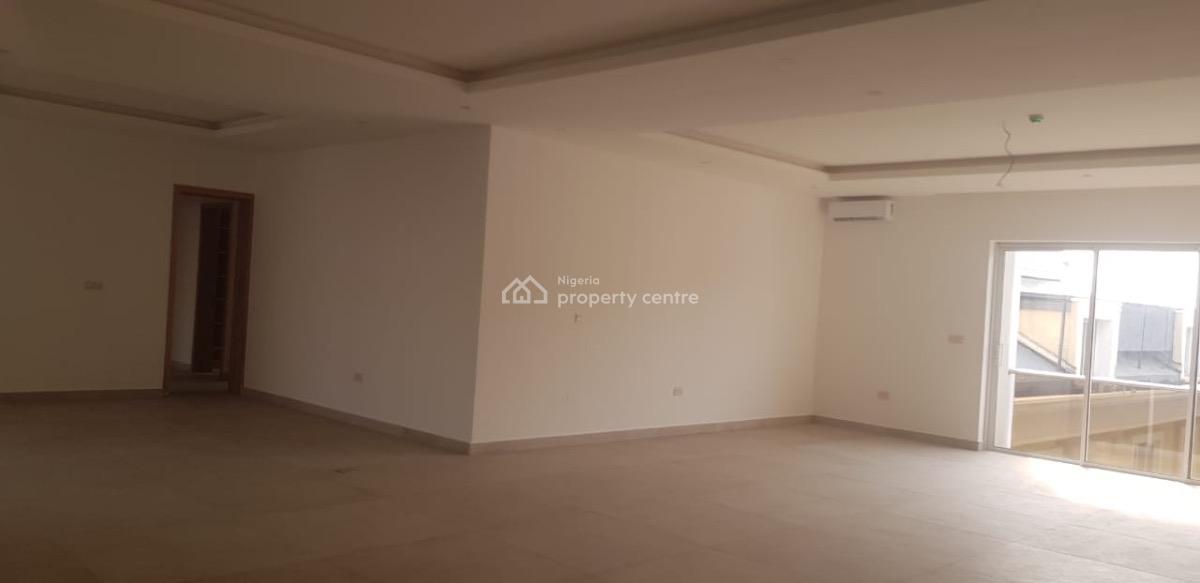 Top Floor 3 Bedroom Flat Over Seeing The City, Old Ikoyi, Ikoyi, Lagos, Flat / Apartment for Rent