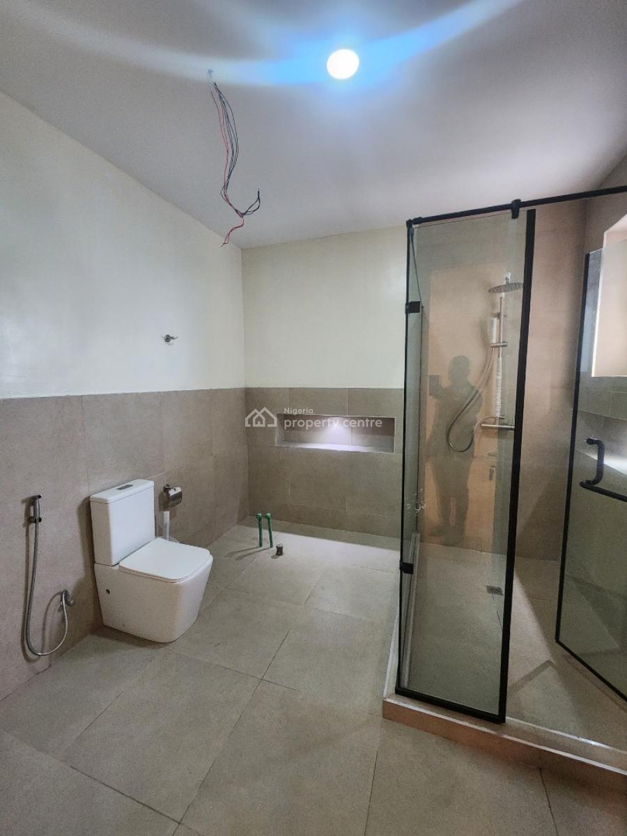 Luxury 4-bedrooms Semi-detached House, Lekki Phase 1, Lekki, Lagos, Semi-detached Duplex for Sale