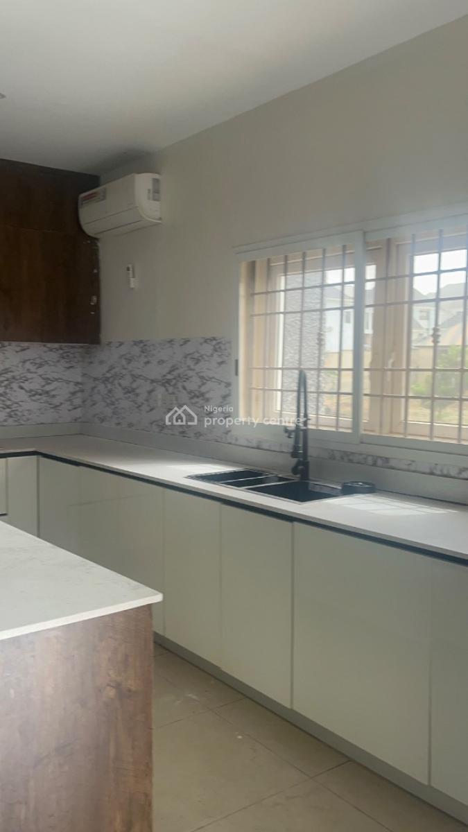 6 Bedroom Fully Detached, in an Estate, Wuye, Abuja, Detached Duplex for Rent