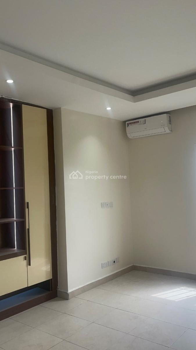 6 Bedroom Fully Detached, in an Estate, Wuye, Abuja, Detached Duplex for Rent