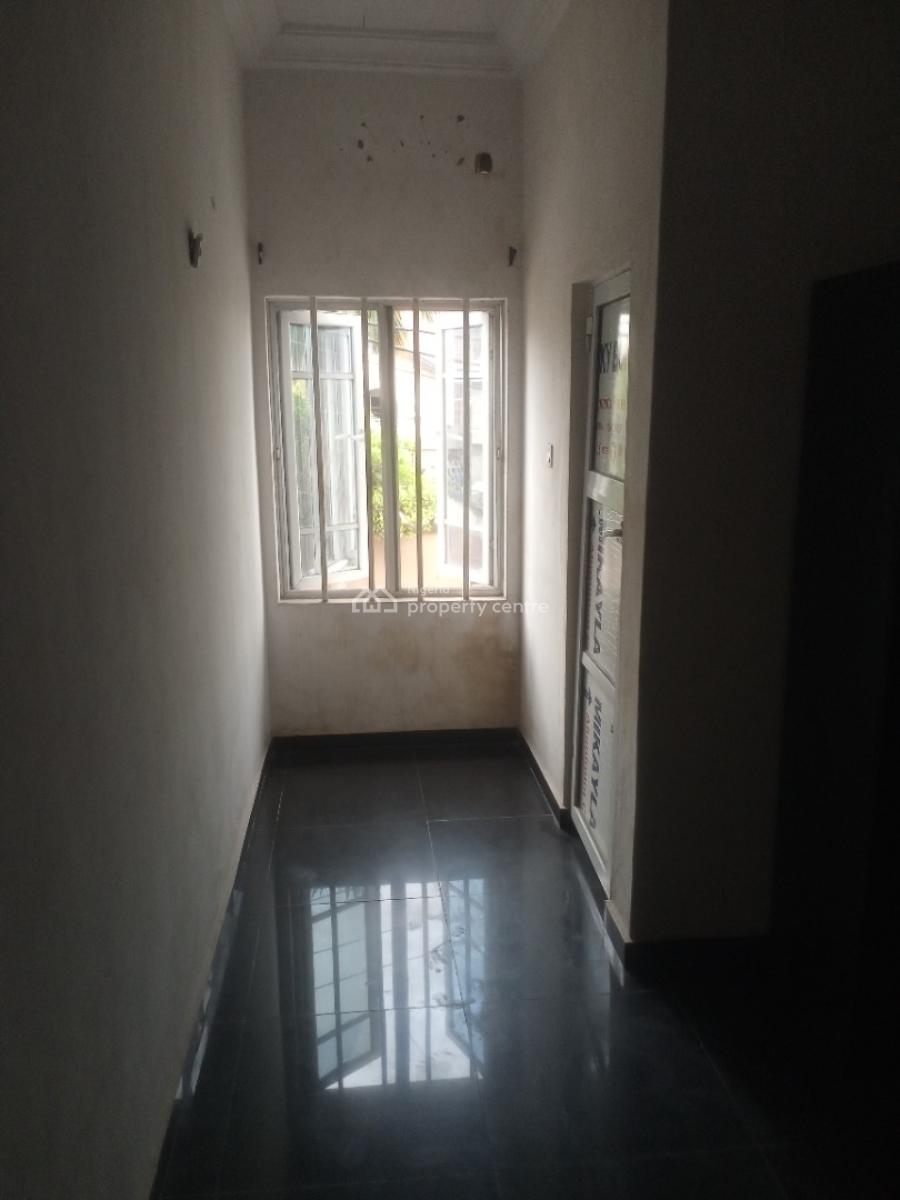 2 Bedroom, Natafe Street Off Babs Animashun, Surulere, Lagos, Flat / Apartment for Rent