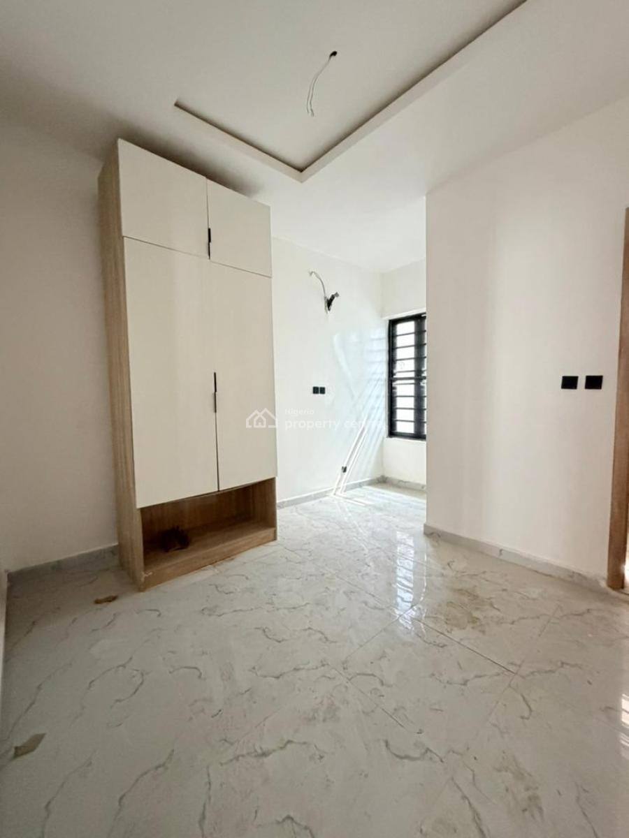 Private Estate Living -- 4 Bedroom Fully Automated, Lekki County, Lagos, Lekki, Lagos, Terraced Duplex for Sale