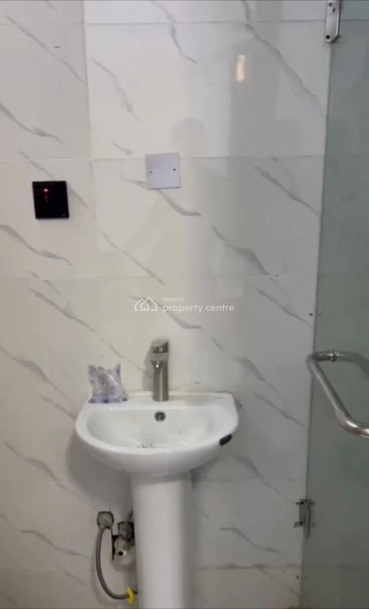 Brand New 2 Bedroom Flat, Sangotedo, Ajah, Lagos, Flat / Apartment for Rent