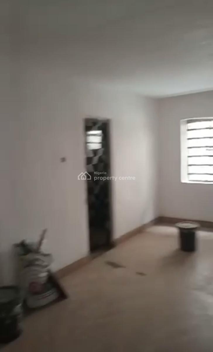 Four Units of Spacious 2 Bedroom Apartment, Off Agbonyin Avenue, Via Adelabu, Surulere, Lagos, Flat / Apartment for Rent