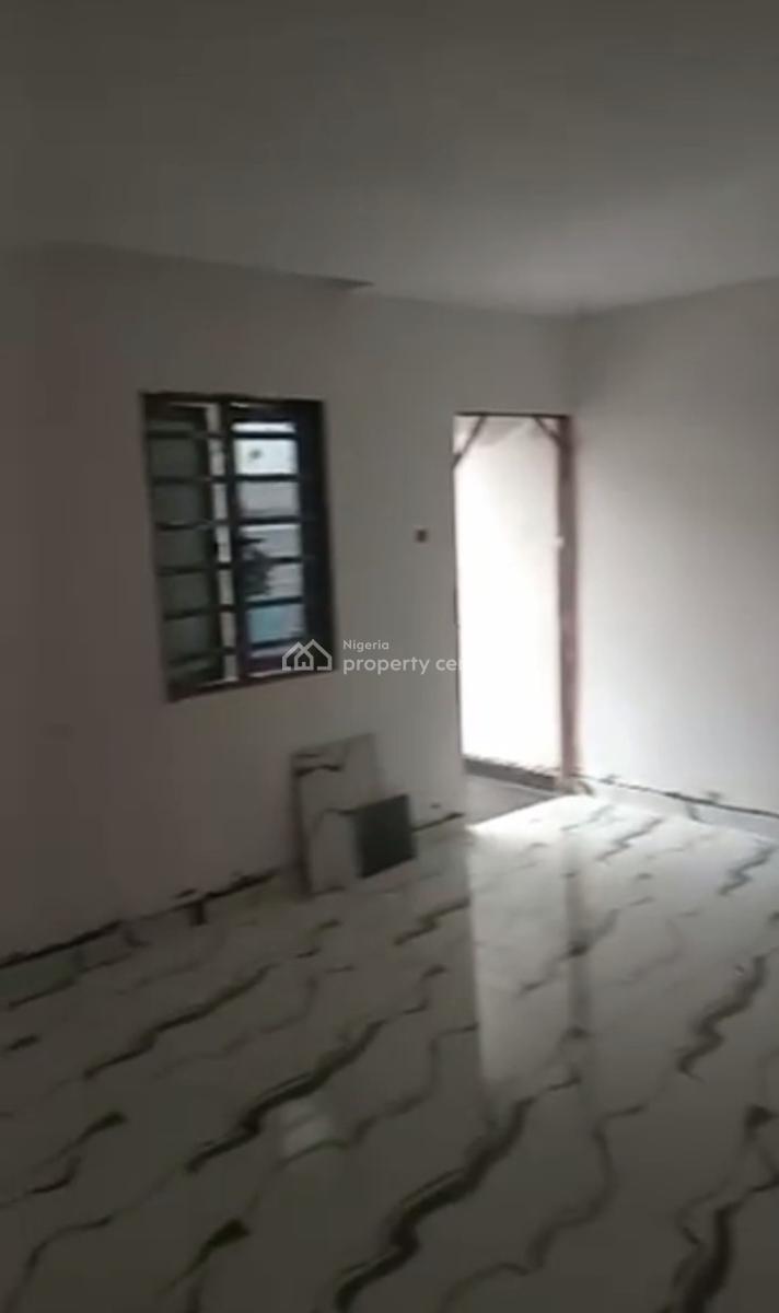 Four Units of Spacious 2 Bedroom Apartment, Off Agbonyin Avenue, Via Adelabu, Surulere, Lagos, Flat / Apartment for Rent