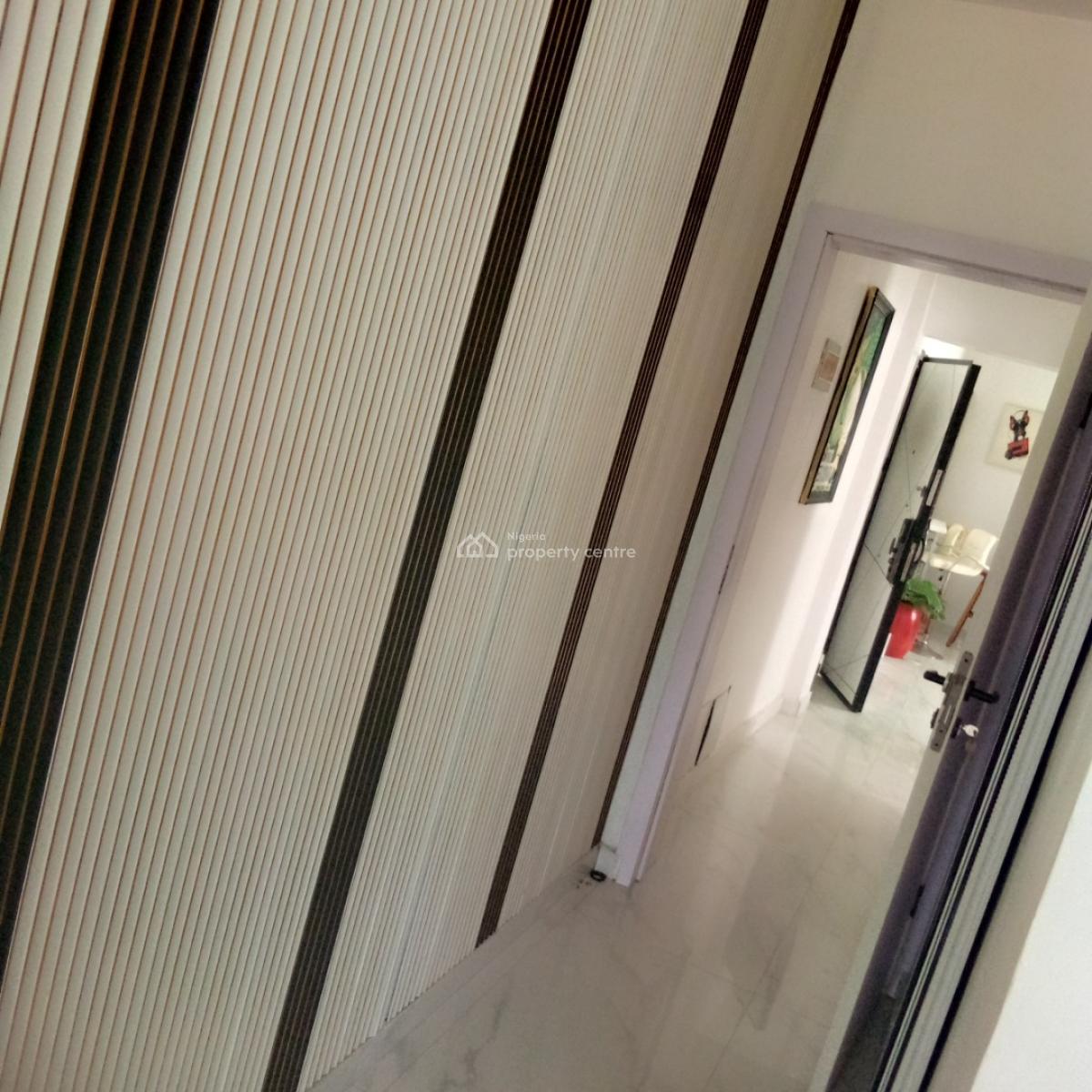 Furnished 3 Bedroom Apartment, Off Freedom Way., Lekki Phase 1, Lekki, Lagos, Flat / Apartment Short Let