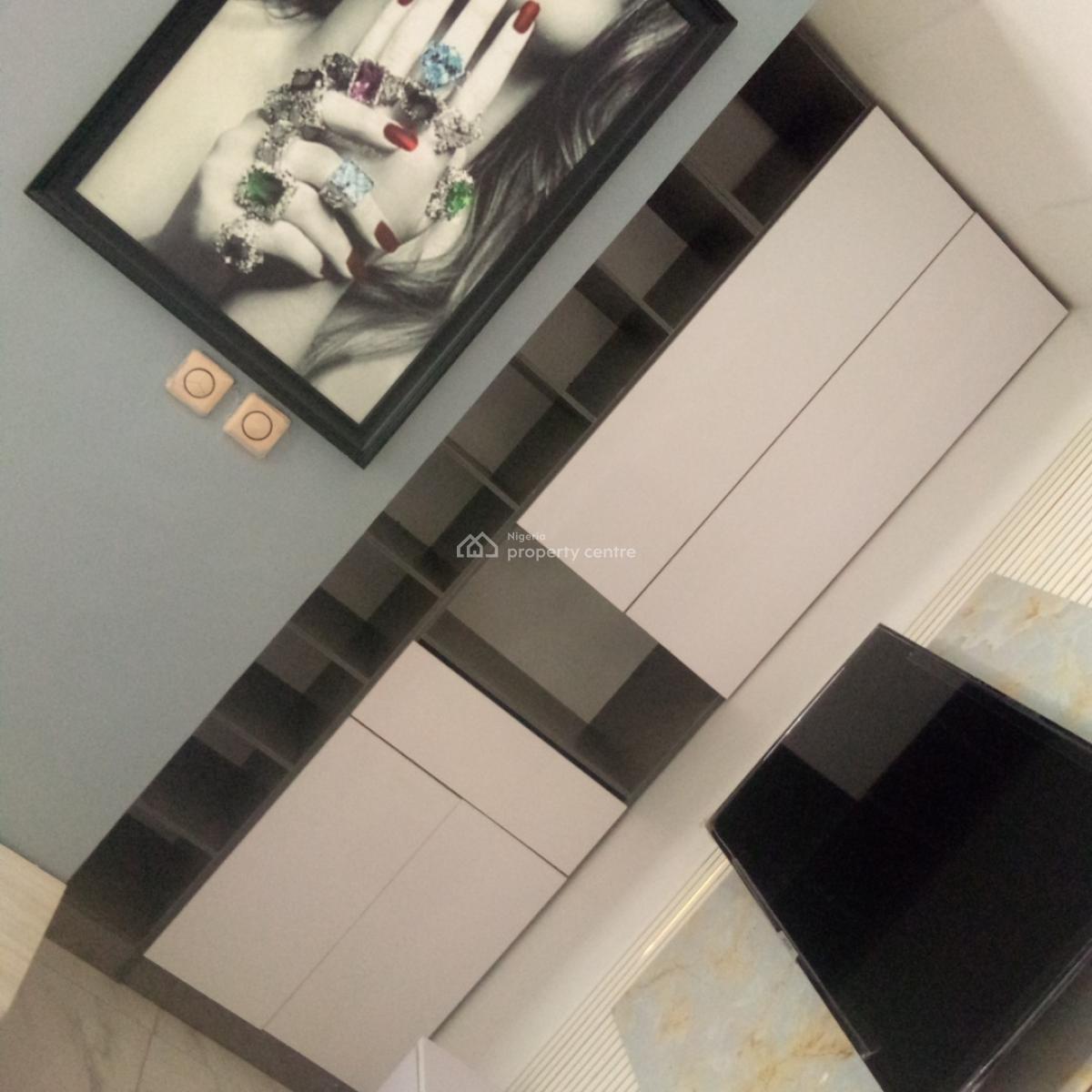 Furnished 3 Bedroom Apartment, Off Freedom Way., Lekki Phase 1, Lekki, Lagos, Flat / Apartment Short Let