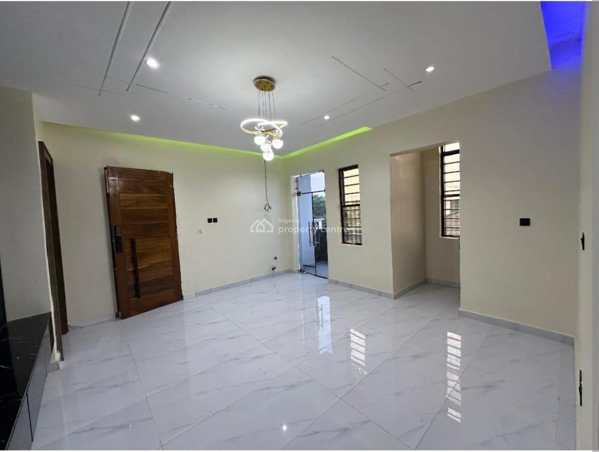 Brand New 2 Bedrooms Apartments with Bq, Lekki Phase 1, Lekki, Lagos, Flat / Apartment for Sale