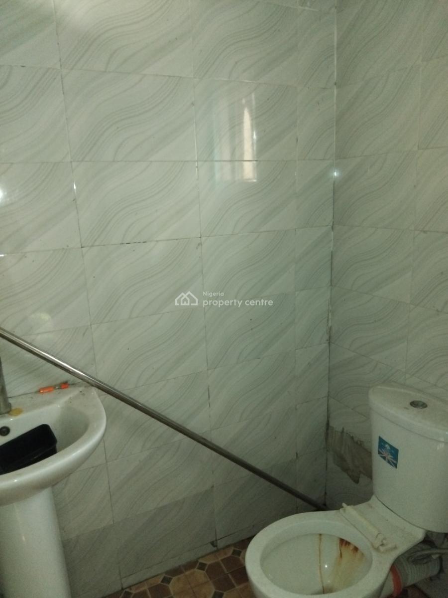 Bedrooms, 12 Ireland Street Peace Estate, Ogombo, Ajah, Lagos, Flat / Apartment for Rent
