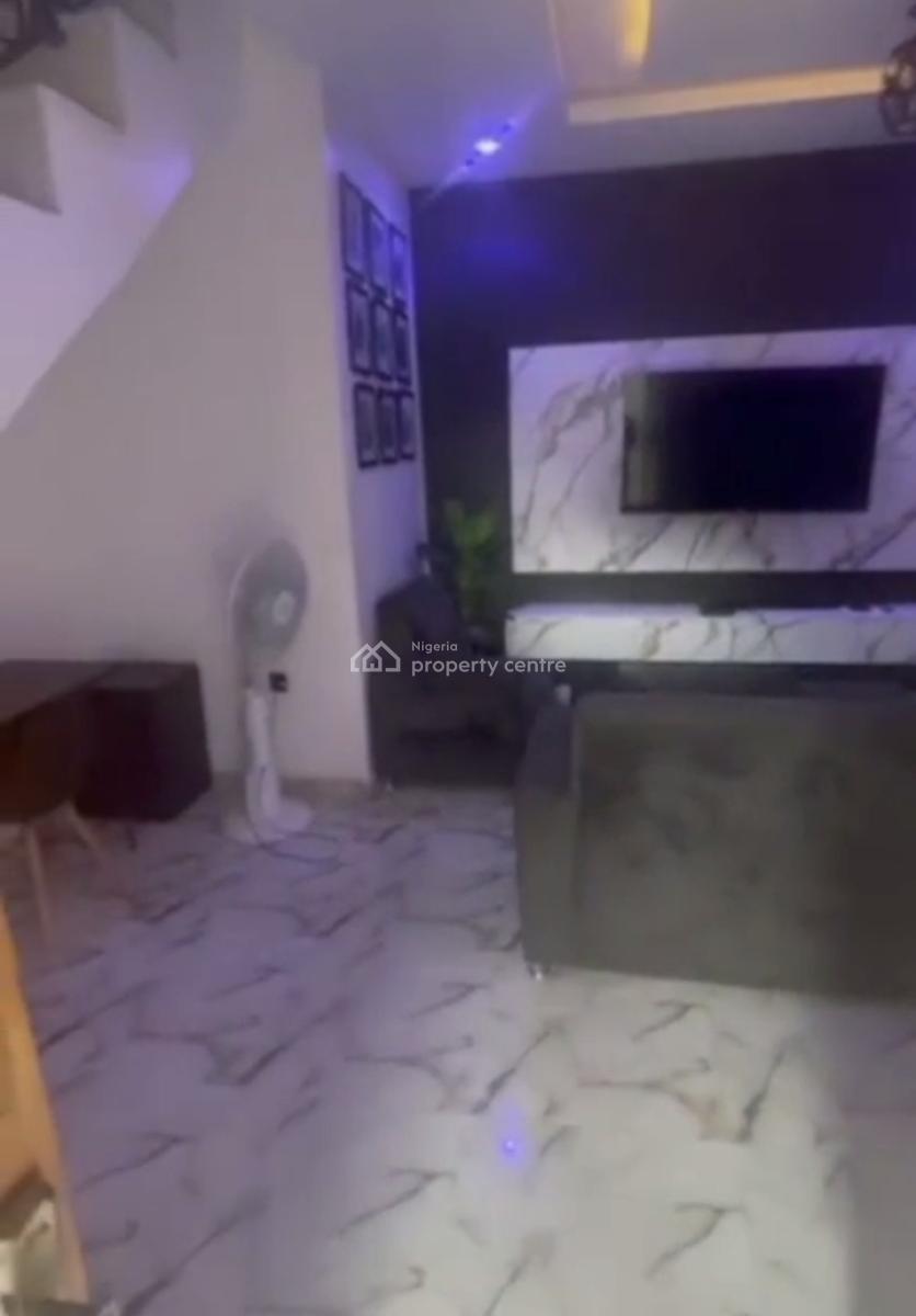 Spacious Standard Furnished 2 Bedroom Apartment, Atunrase Estate, Gbagada, Lagos, Flat / Apartment for Rent