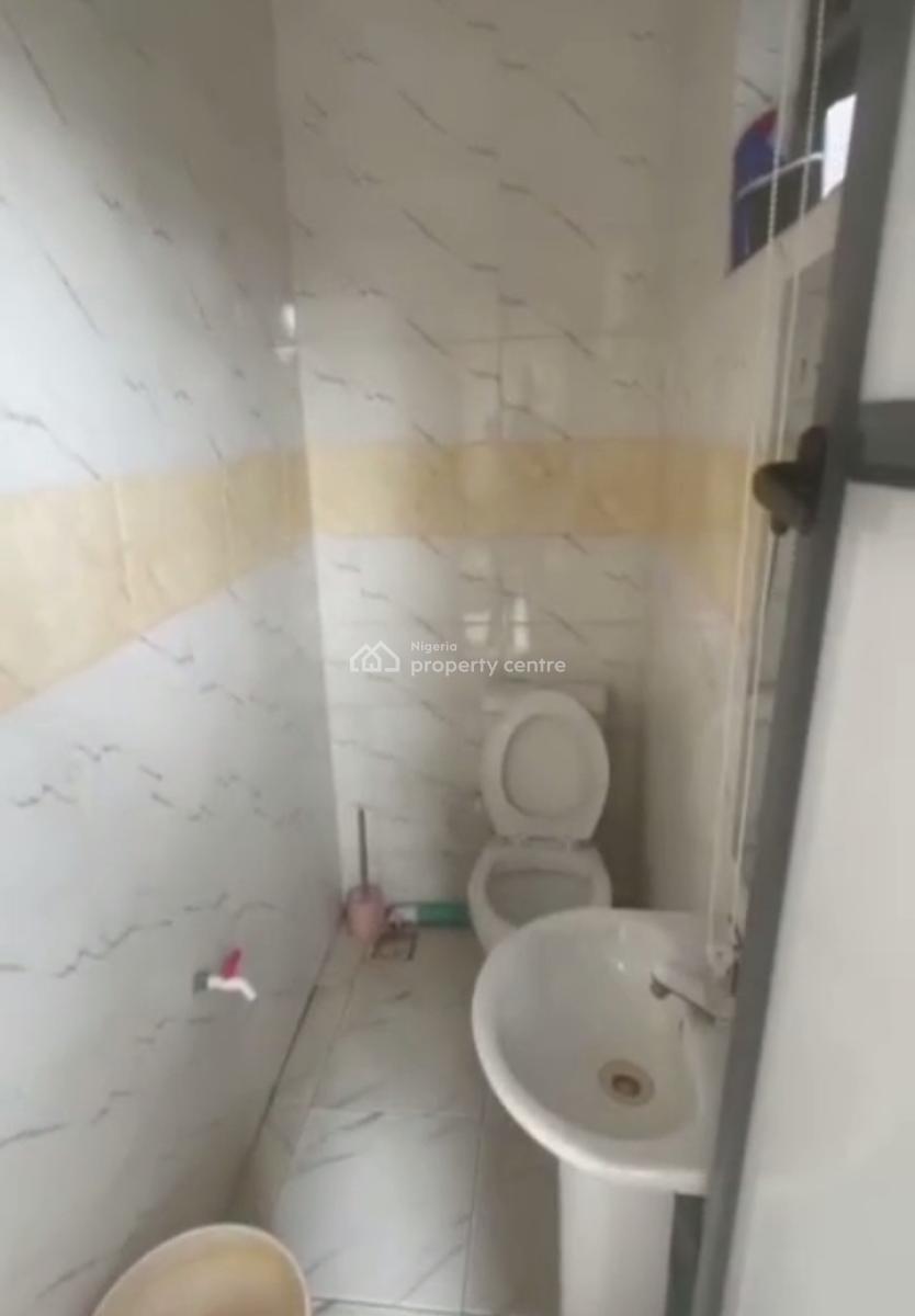 Spacious Standard Furnished 2 Bedroom Apartment, Atunrase Estate, Gbagada, Lagos, Flat / Apartment for Rent