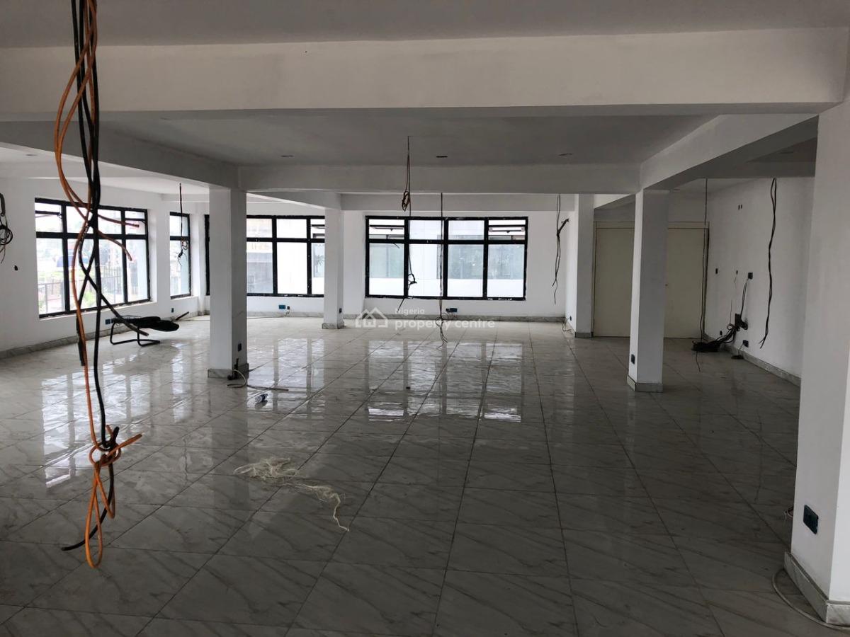an Open Space of 215 Sqm, Lekki Epe Expressway., Sangotedo, Ajah, Lagos, Office Space for Rent