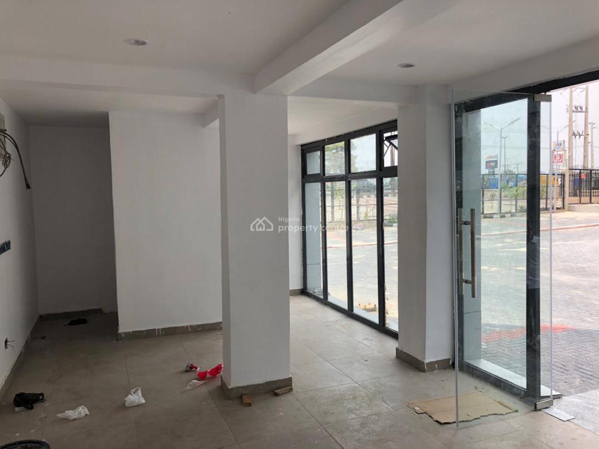 an Open Space of 215 Sqm, Lekki Epe Expressway., Sangotedo, Ajah, Lagos, Office Space for Rent