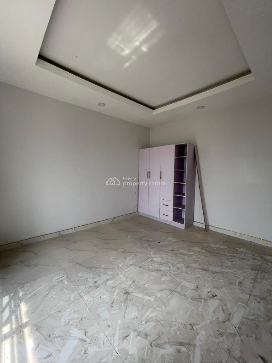 Luxury 6 Bedroom Duplex with Bq and 2 Units of 2 Bedroom Suitable, Elepe Royal Estate, Ikorodu, Lagos, Detached Duplex for Sale