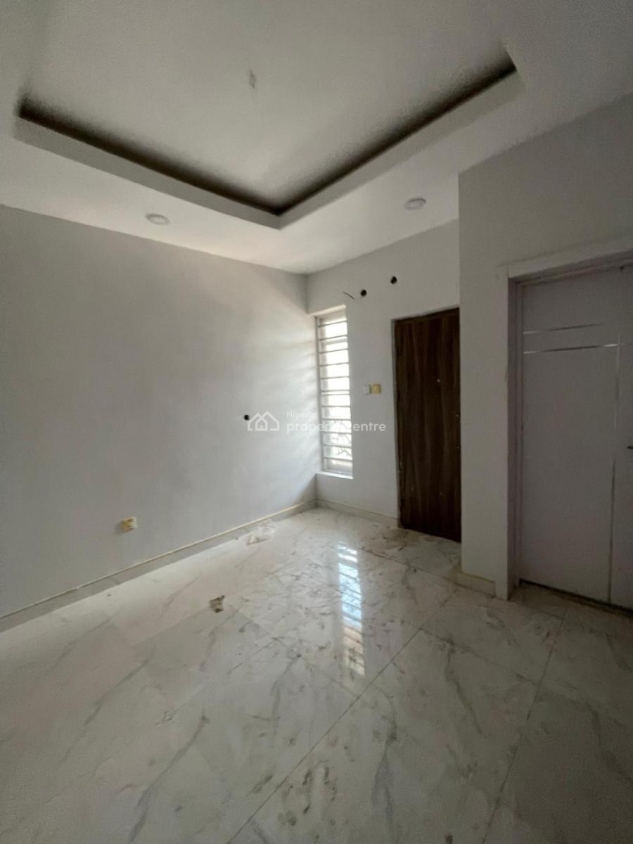 Luxury 6 Bedroom Duplex with Bq and 2 Units of 2 Bedroom Suitable, Elepe Royal Estate, Ikorodu, Lagos, Detached Duplex for Sale