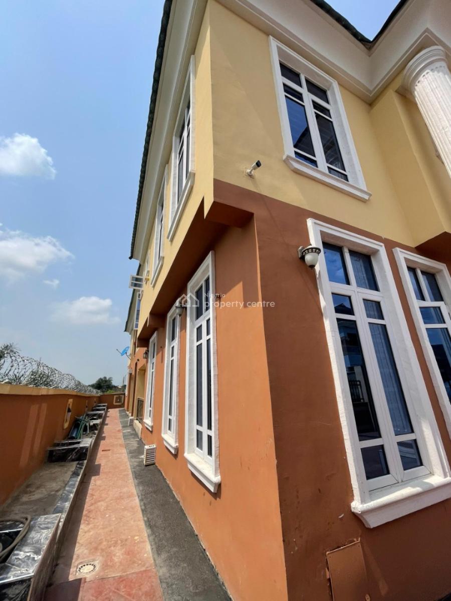 Luxury 6 Bedroom Duplex with Bq and 2 Units of 2 Bedroom Suitable, Elepe Royal Estate, Ikorodu, Lagos, Detached Duplex for Sale