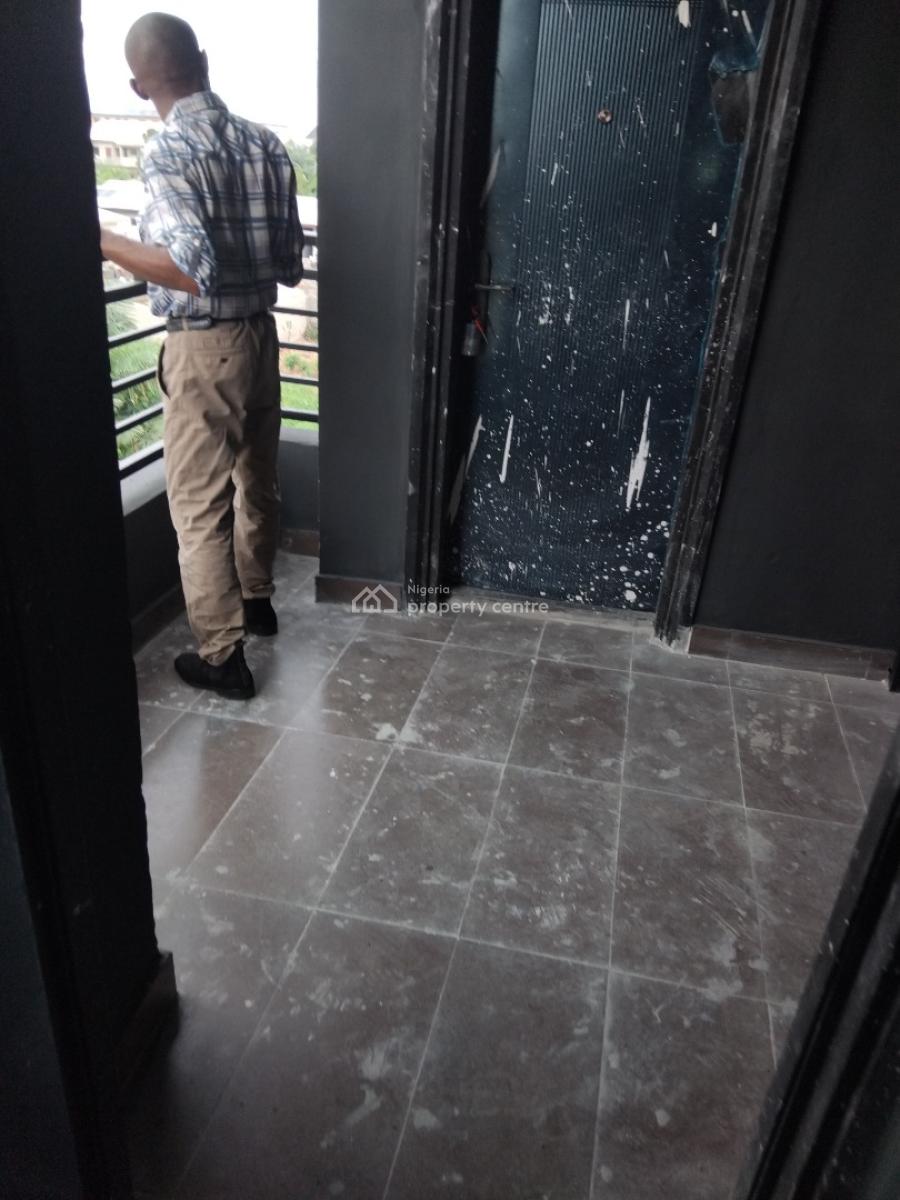 2 Bedrooms Available, Off Sent Estate, Ogombo, Ajah, Lagos, Flat / Apartment for Rent