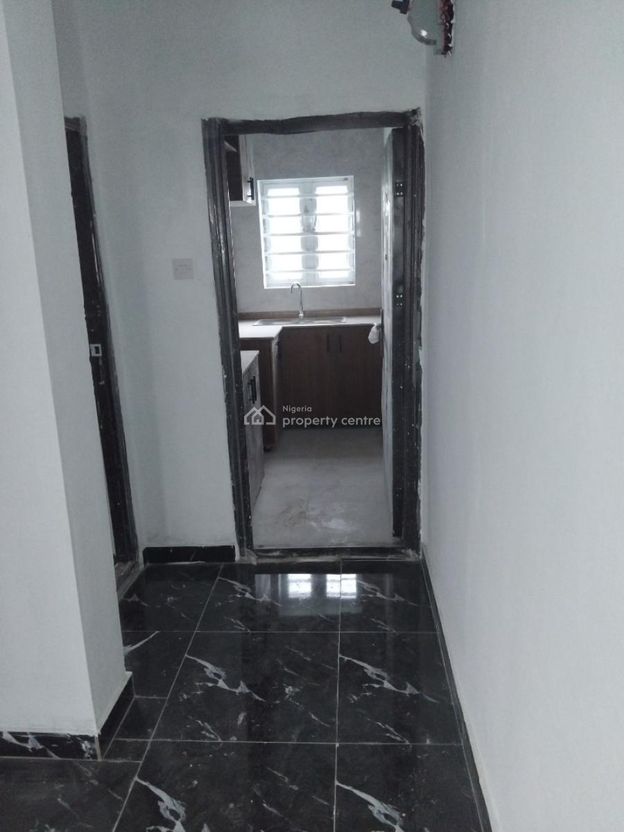 2 Bedrooms Available, Off Sent Estate, Ogombo, Ajah, Lagos, Flat / Apartment for Rent