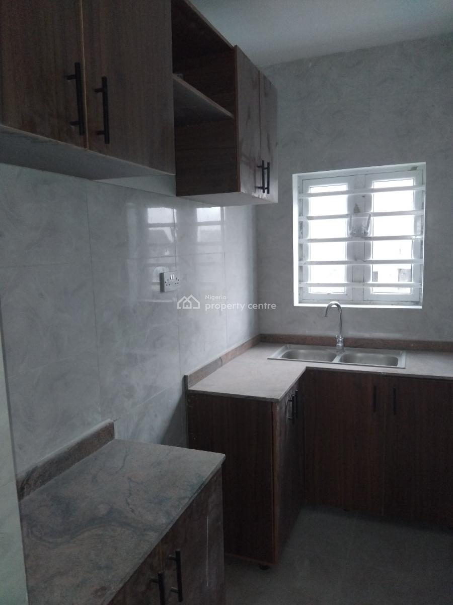 2 Bedrooms Available, Off Sent Estate, Ogombo, Ajah, Lagos, Flat / Apartment for Rent