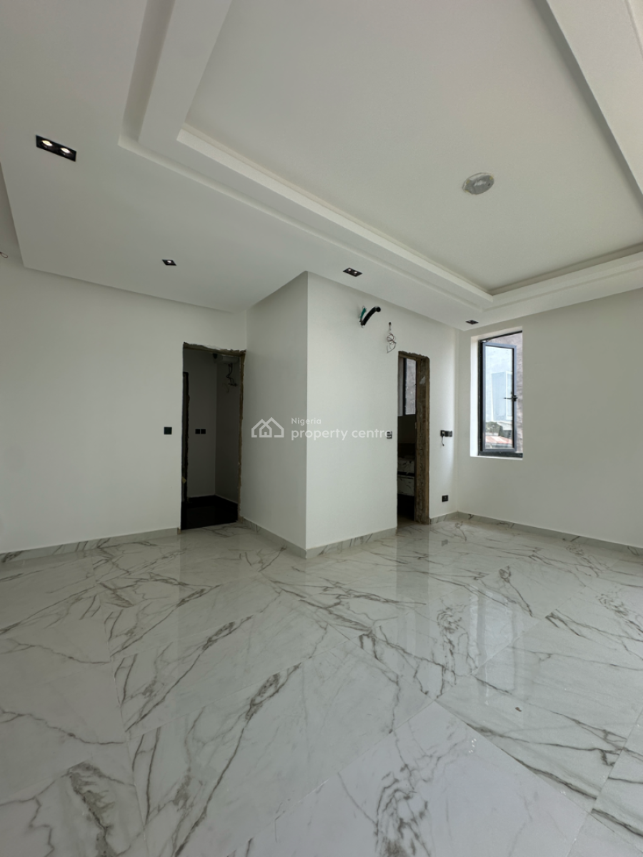 Exclusive 2 Bedroom Maisonette, Lekki Phase 1, Lekki, Lagos, Flat / Apartment for Rent