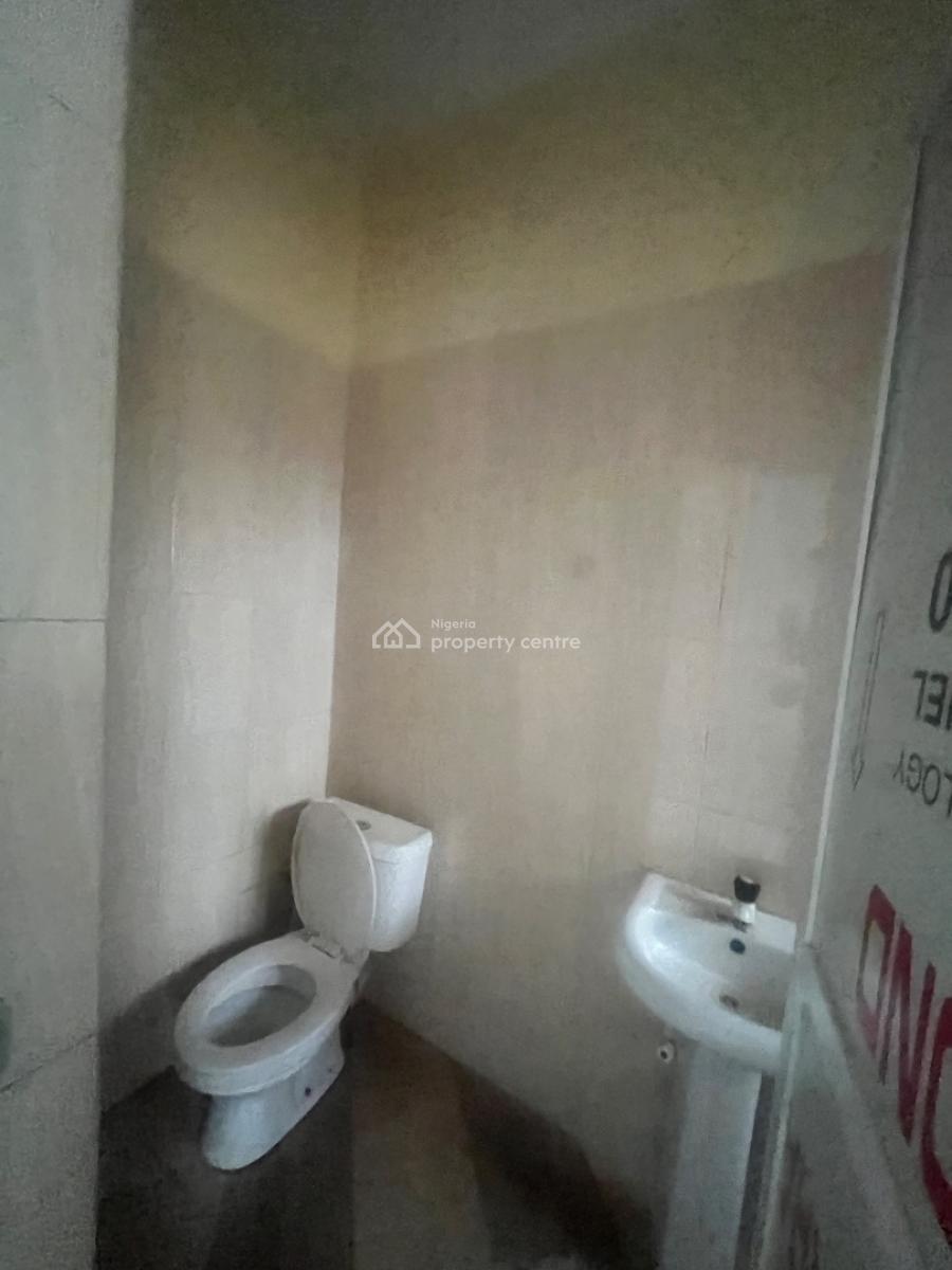 2 Bedroom Flat, Ajas Bell Estate, Ogombo, Ajah, Lagos, Flat / Apartment for Rent