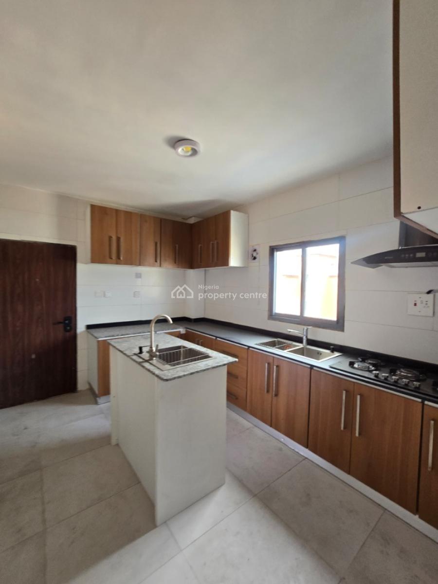 Well Finished Serviced 3 Bedroom Flat with a Room Bq, Old Ikoyi, Ikoyi, Lagos, Flat / Apartment for Sale