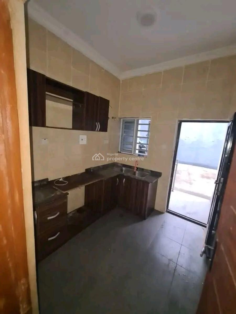 2 Bedroom Flat, Berger, Arepo, Ogun, Flat / Apartment for Rent